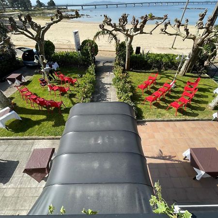 Hostal Restaurante Luz De Luna Vilanova de Arousa Exterior foto